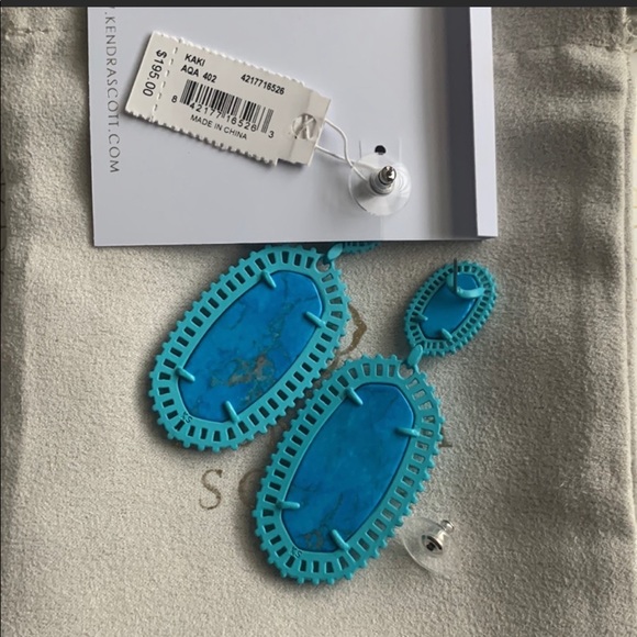 Kendra Scott Kaki Earrings 😍 - Picture 4 of 4